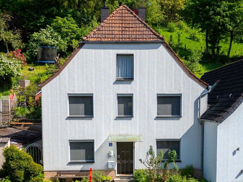 Solide Basis, starke Perspektive: Einfamilienhaus in Altenbeken
